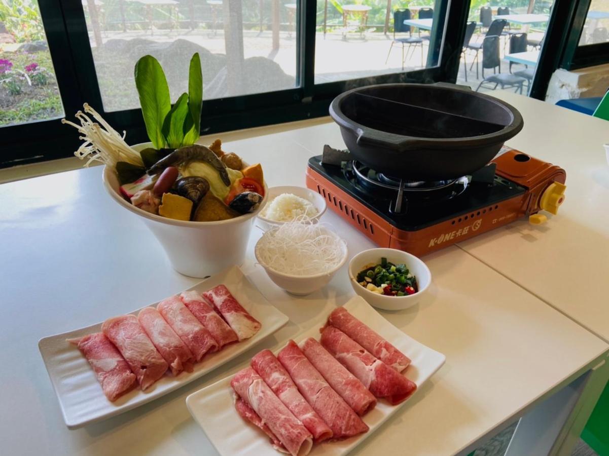 山水妍溫泉會館-台東館 Bed and Breakfast Taimali Exteriör bild