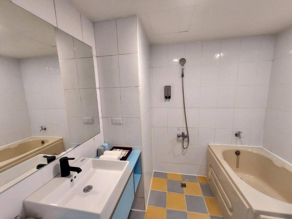 山水妍溫泉會館-台東館 Bed and Breakfast Taimali Exteriör bild